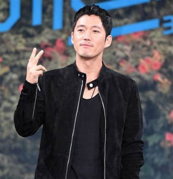 Jang Hyuk Net Worth 2024, Age, Height, Bio, Birthday, Wiki!
