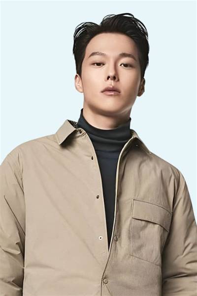 Jang Ki-Yong - Net Worth, Age, Height, Birthday, Bio, Wiki!