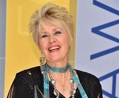 Janie Fricke Net Worth, Age, Height, Bio, Birthday, Wiki!