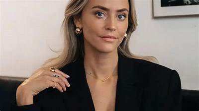 Janni Deler Net Worth, Age, Height, Bio, Birthday, Wiki!