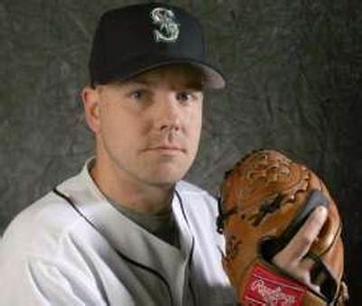 Jarrod Washburn - Net Worth, Age, Height, Birthday, Bio, Wiki!