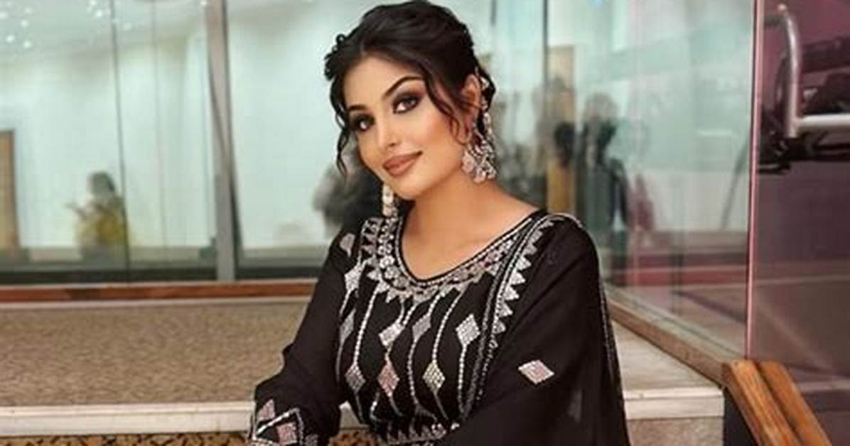 Jasleen Saini - Net Worth, Age, Height, Birthday, Bio, Wiki!
