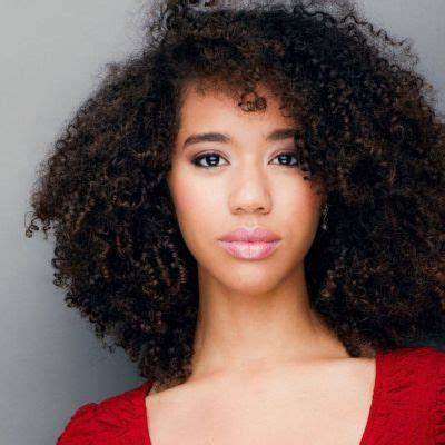 Jasmin Savoy Brown Net Worth, Age, Height, Bio, Birthday, Wiki!
