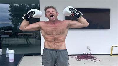 Jason Nash Net Worth, Age, Height, Bio, Birthday, Wiki!