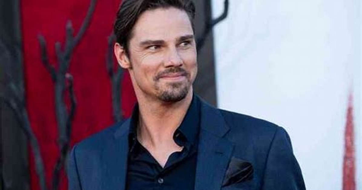 Jay Ryan Net Worth, Age, Height, Bio, Birthday, Wiki!