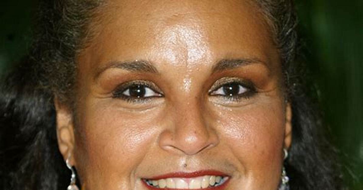 Jayne Kennedy - Age, Net Worth, Height, Bio, Wiki!