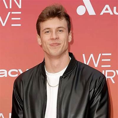 Jb Brubaker Net Worth, Age, Height, Bio, Birthday, Wiki!