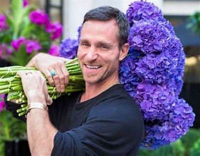 Jeff Leatham - Net Worth, Age, Height, Birthday, Bio, Wiki!