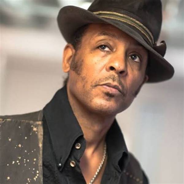 Jeffrey Daniel - Net Worth, Age, Height, Birthday, Bio, Wiki!