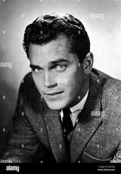 Jeffrey Hunter Net Worth, Age, Height, Bio, Birthday, Wiki!