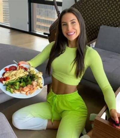 Jen Selter Net Worth, Age, Height, Bio, Birthday, Wiki!
