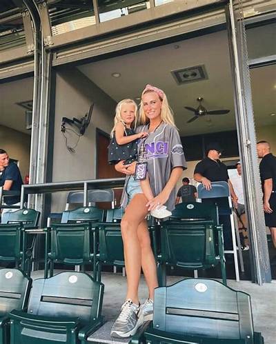 Jenna Joseph - Net Worth, Age, Height, Birthday, Bio, Wiki!