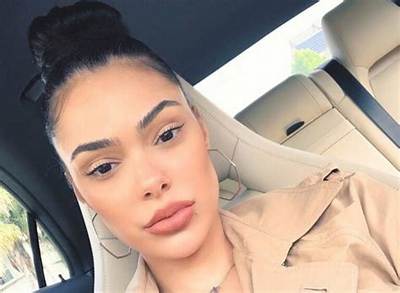Jennifer Acosta - Net Worth, Age, Height, Birthday, Bio, Wiki!