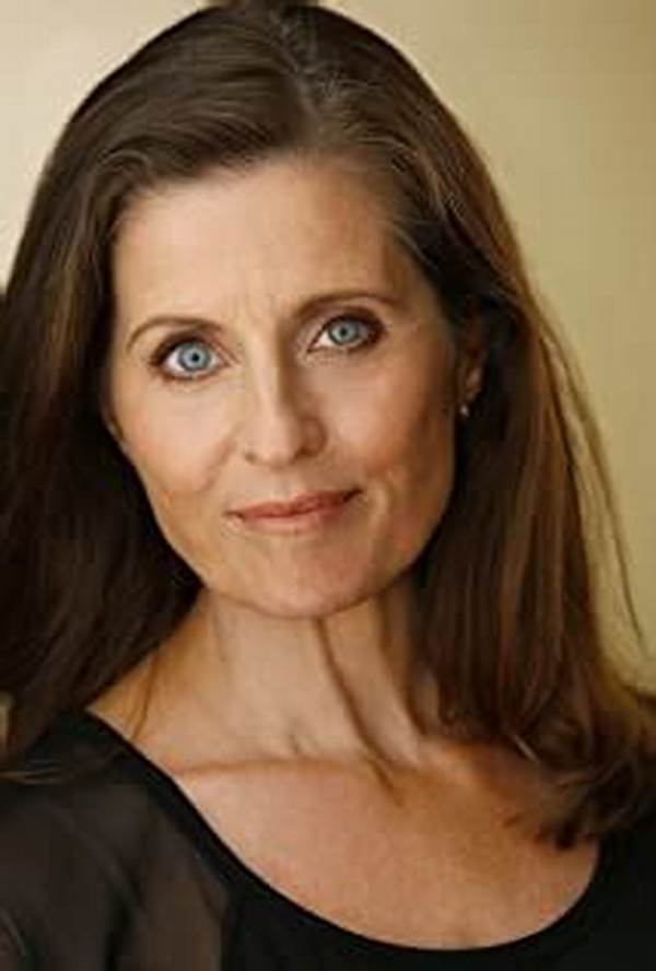 Jennifer Hetrick Net Worth, Age, Height, Bio, Birthday, Wiki!