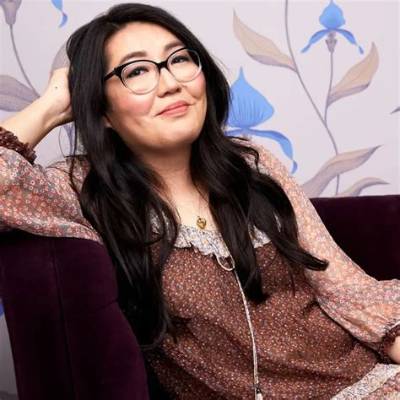 Jenny Han Net Worth, Age, Height, Bio, Birthday, Wiki!