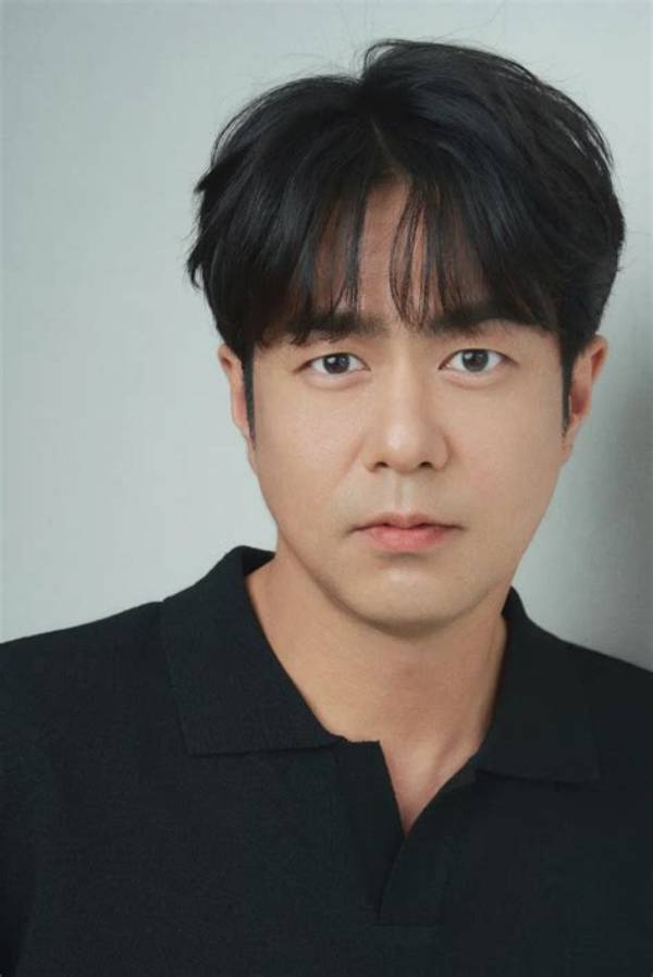 Jeon Seok-Ho - Net Worth, Age, Height, Birthday, Bio, Wiki!