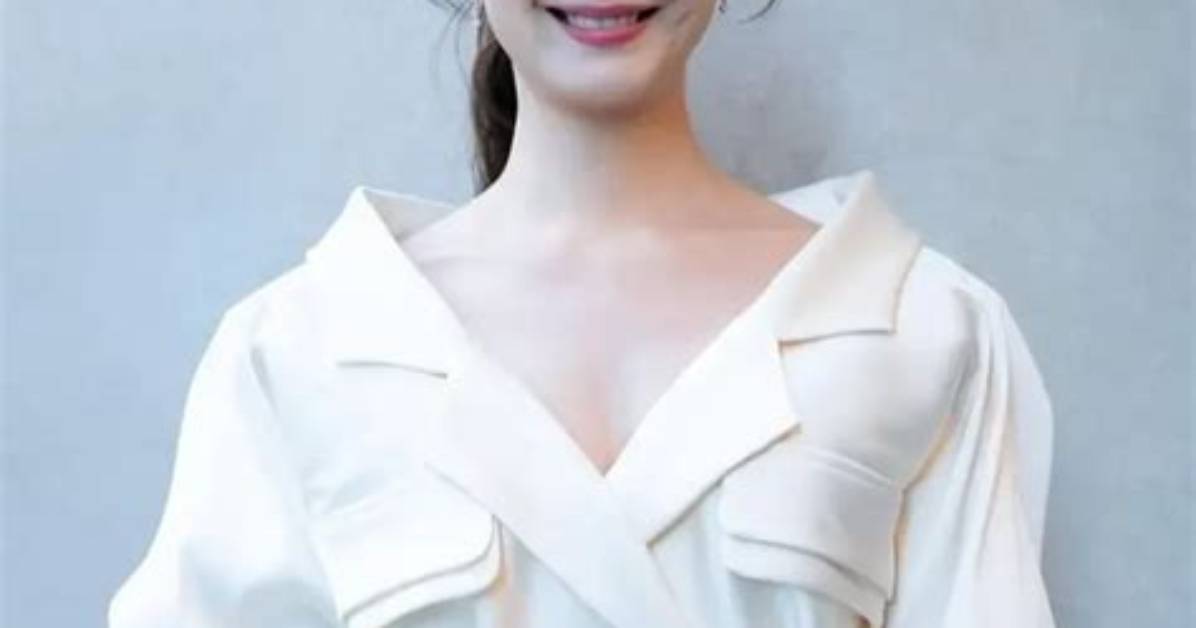 Jeon So-Mi Net Worth, Age, Height, Bio, Birthday, Wiki!