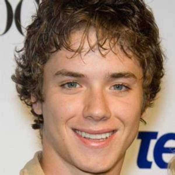 Jeremy Sumpter Net Worth, Age, Height, Bio, Birthday, Wiki!
