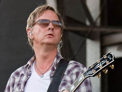 Jerry Cantrell Net Worth, Age, Height, Bio, Birthday, Wiki!