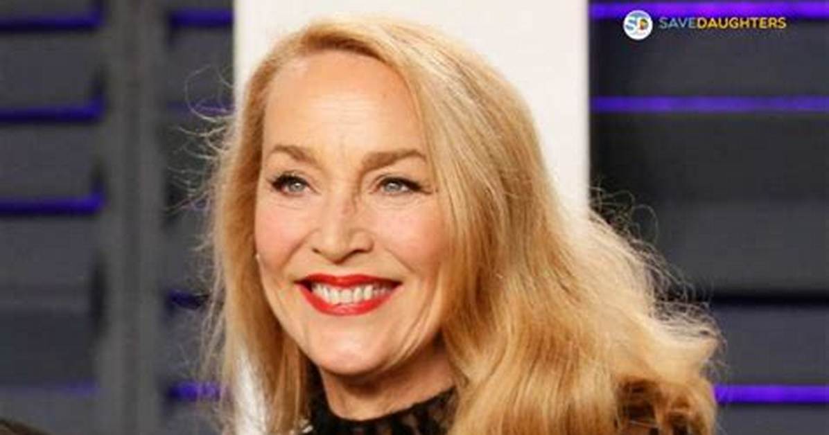 Jerry Hall Net Worth, Age, Height, Bio, Birthday, Wiki!