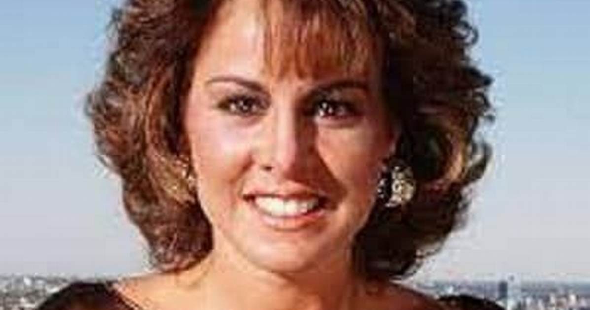 Jessica Hahn - Net Worth, Age, Height, Birthday, Bio, Wiki!
