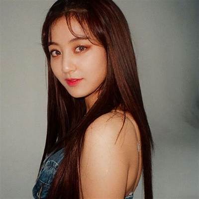 Jihyo Net Worth, Age, Height, Bio, Birthday, Wiki!