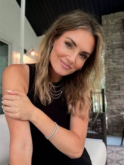 Jillian Reynolds Net Worth, Age, Height, Bio, Birthday, Wiki!