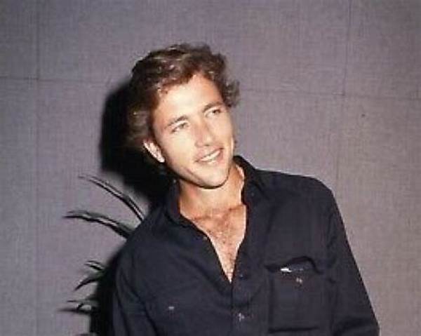 Jim Youngs Net Worth 2024, Age, Height, Bio, Birthday, Wiki!