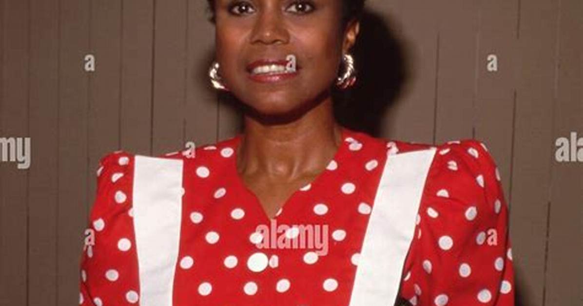 Joan Pringle - Net Worth, Age, Height, Birthday, Bio, Wiki!
