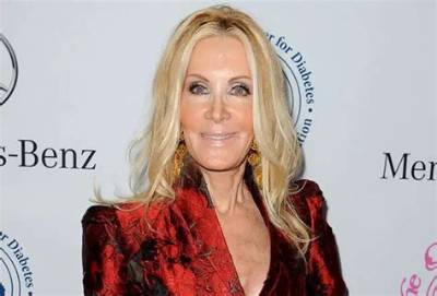 Joan Van Ark Net Worth, Age, Height, Bio, Birthday, Wiki!