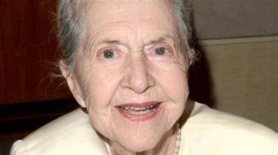 Joanne Linville - Net Worth, Age, Height, Birthday, Bio, Wiki!