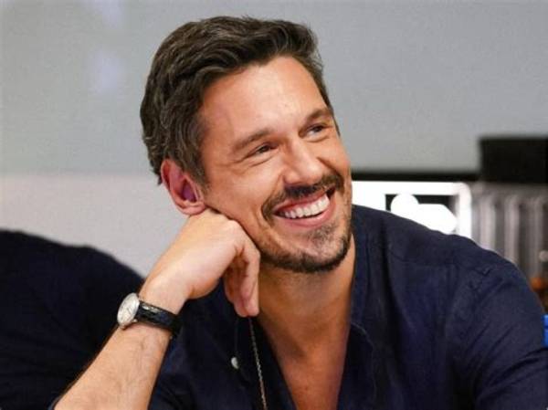 Joao Vicente De Castro Net Worth, Age, Height, Bio, Birthday, Wiki!