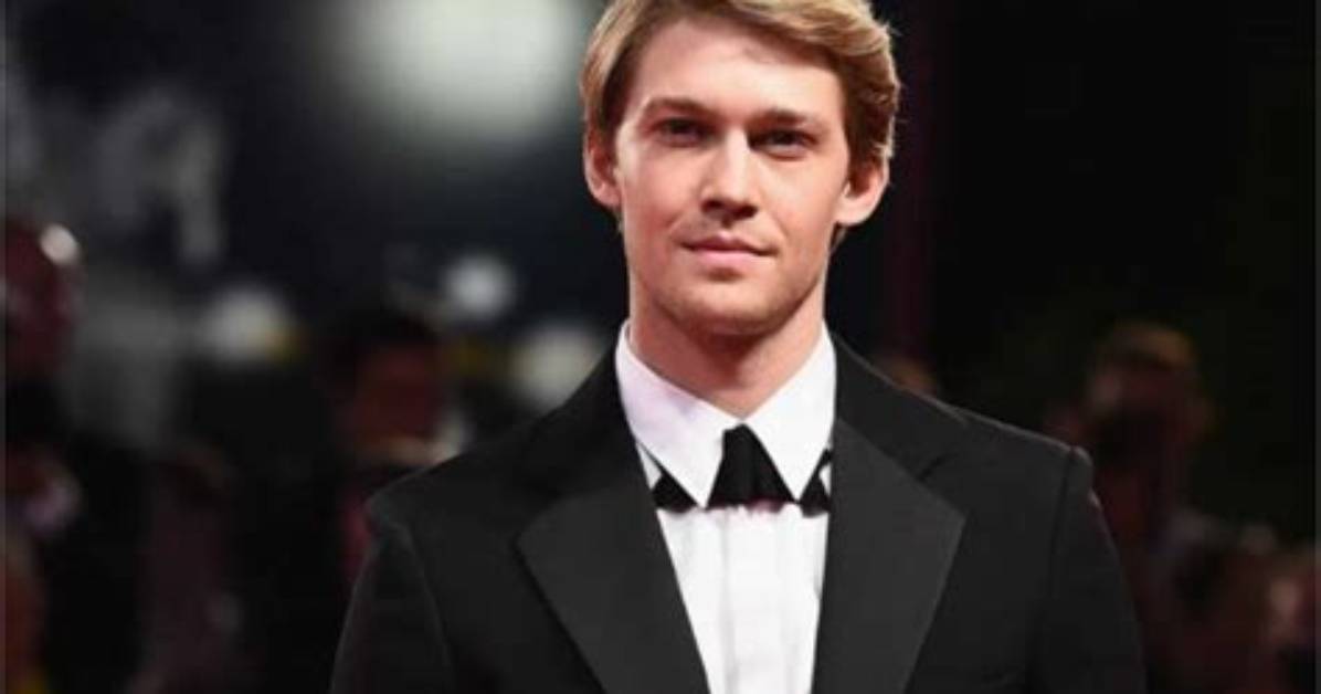Joe Alwyn Net Worth, Age, Height, Bio, Birthday, Wiki!