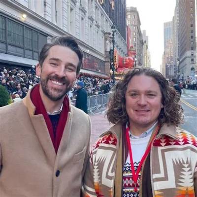 Joe Fryer - Net Worth, Age, Height, Birthday, Bio, Wiki!