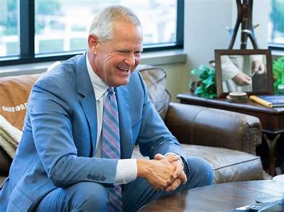 Joe Krabbenhoft - Net Worth, Age, Height, Birthday, Bio, Wiki!