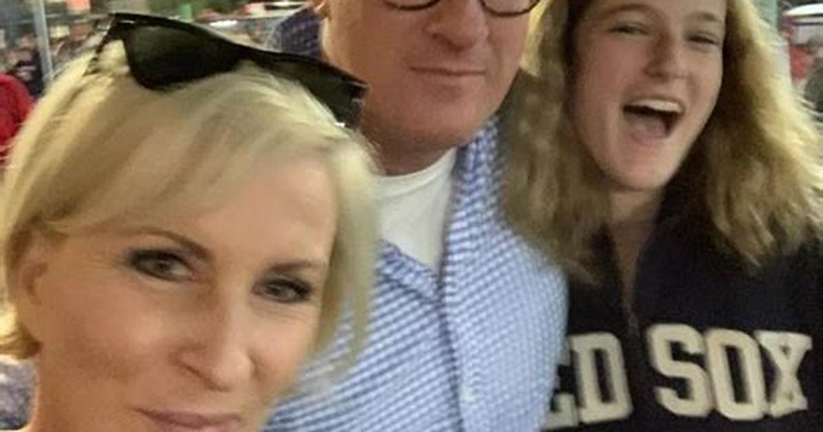 Joe Scarborough Net Worth, Age, Height, Bio, Birthday, Wiki!