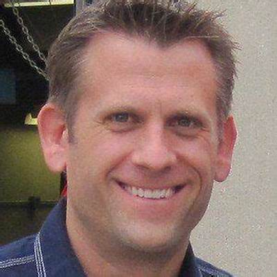 John Brenkus Net Worth, Age, Height, Bio, Birthday, Wiki!