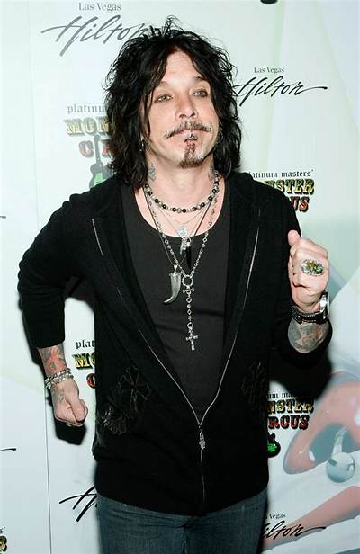 John Corabi Net Worth, Age, Height, Bio, Birthday, Wiki!