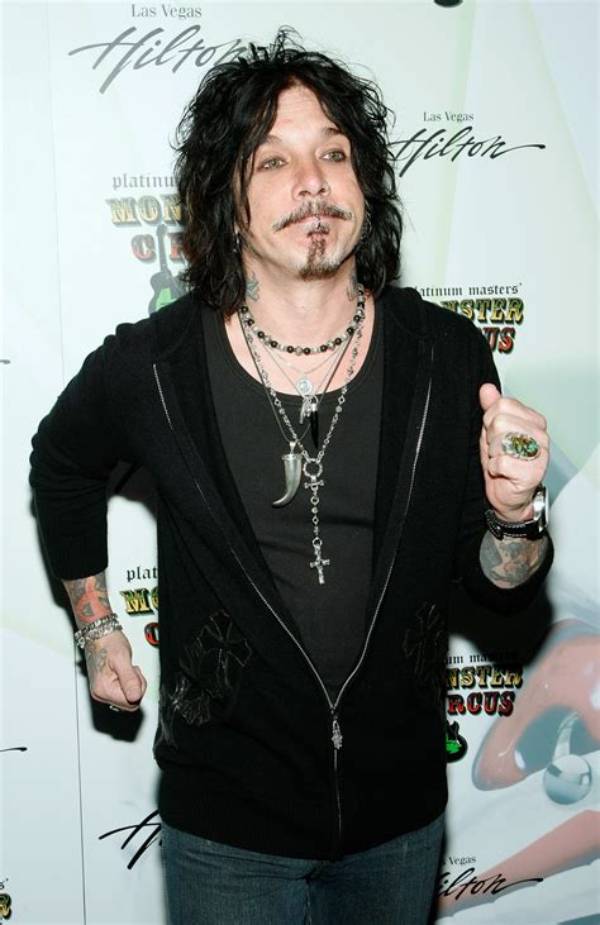 John Corabi Net Worth, Age, Height, Bio, Birthday, Wiki!