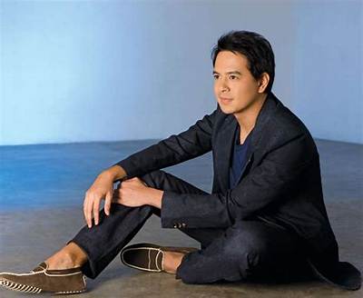 John Lloyd - Net Worth, Age, Height, Birthday, Bio, Wiki!