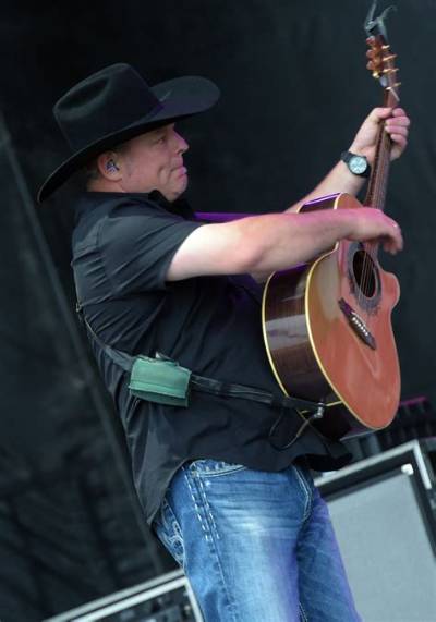 John Michael Montgomery Net Worth, Age, Height, Bio, Birthday, Wiki!
