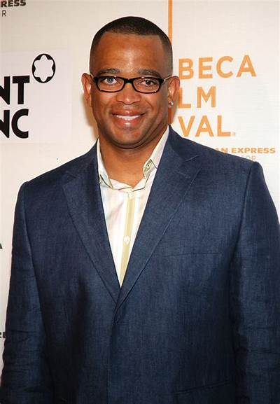 John Stuart Scott Net Worth, Age, Height, Bio, Birthday, Wiki!