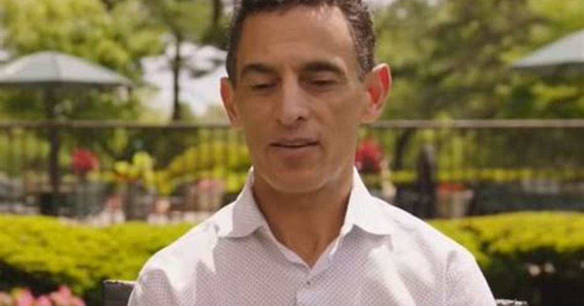 John Velazquez Net Worth, Age, Height, Bio, Birthday, Wiki!