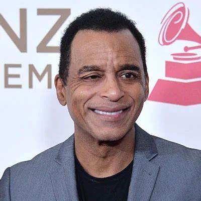 Jon Secada Net Worth, Age, Height, Bio, Birthday, Wiki!