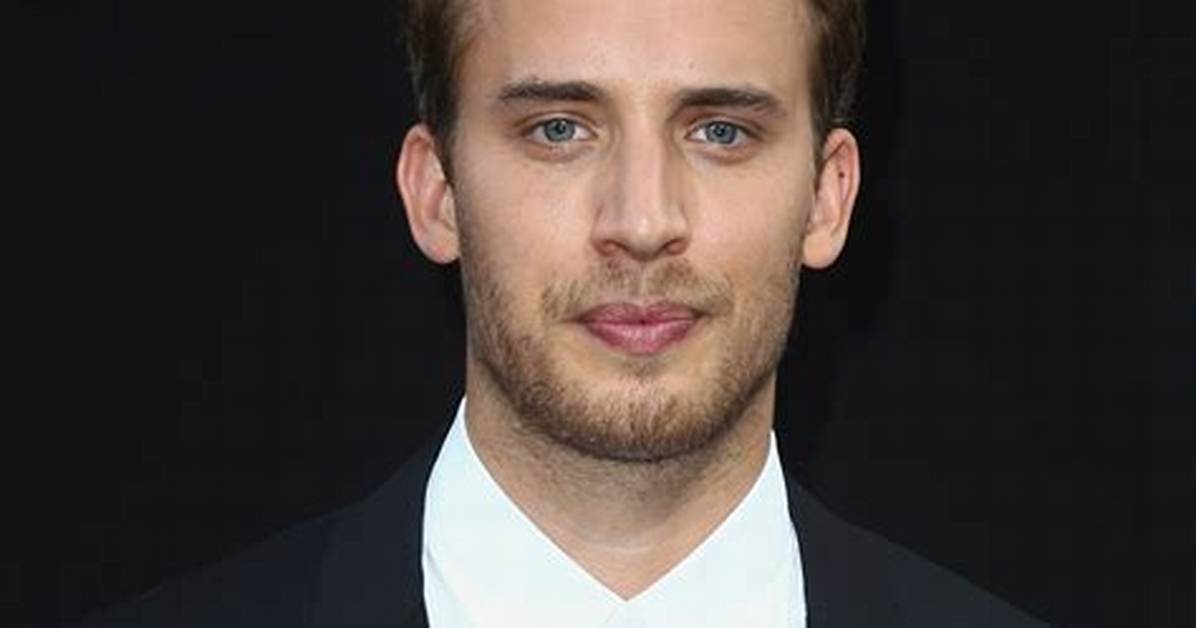 Jonas Bloquet - Net Worth, Age, Height, Birthday, Bio, Wiki!