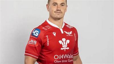 Jonathan Davies Net Worth, Age, Height, Bio, Birthday, Wiki!