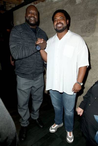 Jonathan Ogden - Net Worth, Age, Height, Birthday, Bio, Wiki!