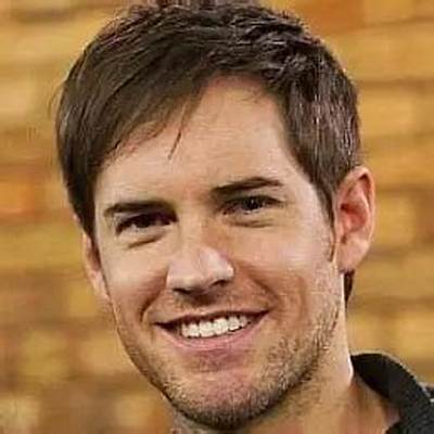 Jonathan Patrick Moore Net Worth, Age, Height, Bio, Birthday, Wiki!