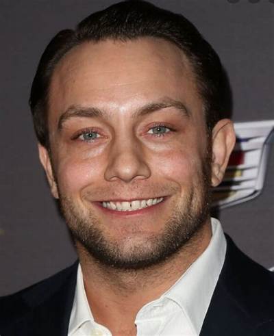 Jonathan Sadowski - Net Worth, Age, Height, Birthday, Bio, Wiki!