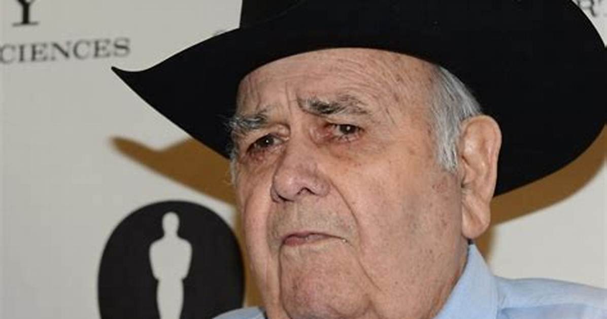 Jonathan Winters Net Worth, Age, Height, Bio, Birthday, Wiki!